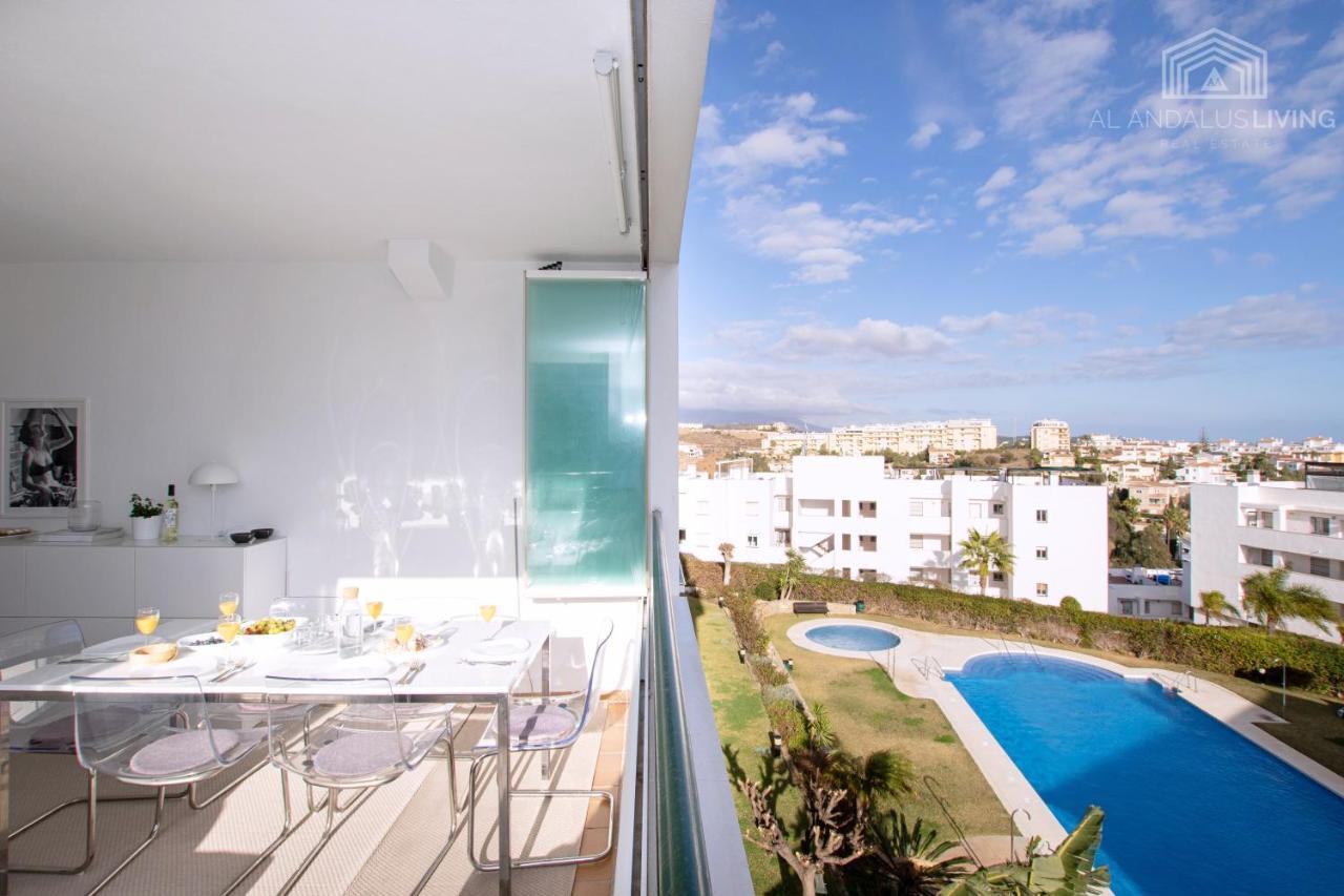 Scandinavian Style Apartment With Amazing Sea Views And South West Facing Sunny Terrace In Miraflores Walking Distance To The Beach! Málaga Kültér fotó